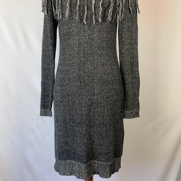Romeo & Juliet Couture Black and Gray Fringe Sweater Dress - Size Small - Picture 9 of 12
